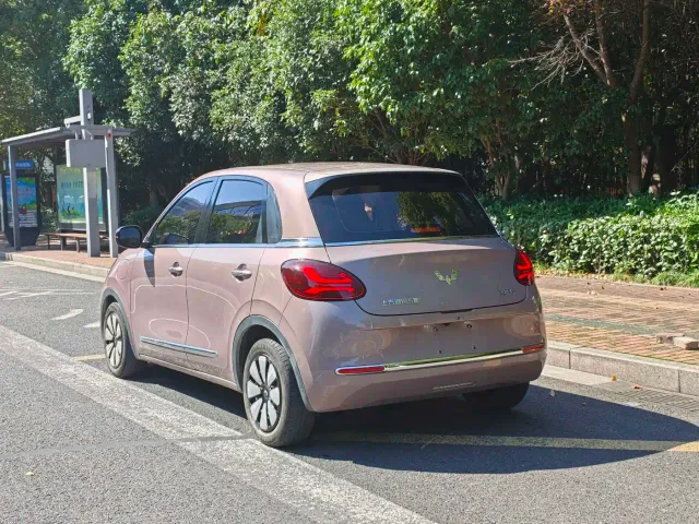 Wuling Bingo — Фото автомобиля 5