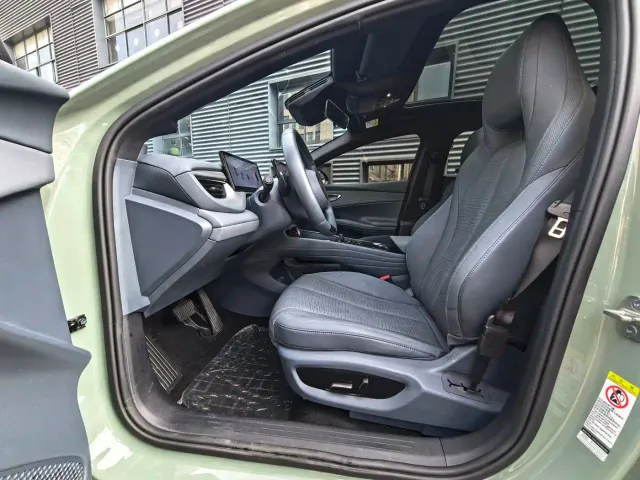 BYD Seal 06 GT — Фото автомобиля 12