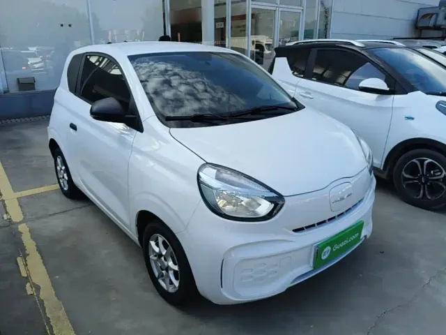 Roewe Clever — Фото автомобиля 3