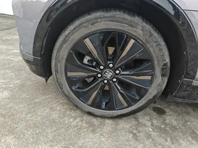 Buick E4 — Фото автомобиля 22