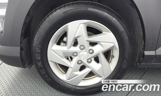 Hyundai Kona SX2 — Фото автомобиля 5