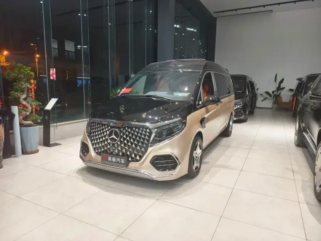 Фотография автомобиля — Mercedes-Benz Vito