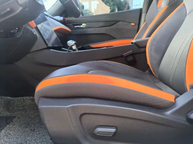 Dongfeng Yixuan GS — Фото автомобиля 10