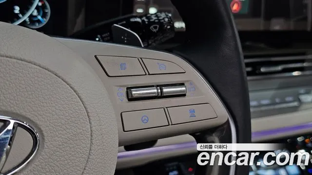 Hyundai Grandeur New — Фото автомобиля 23