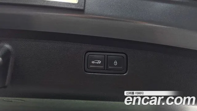 Genesis GV70 — Фото автомобиля 29