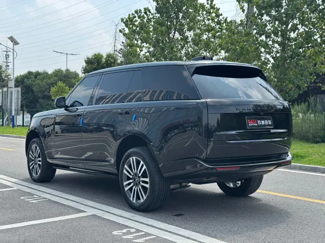 Land Rover Range Rover — Фото автомобиля 6