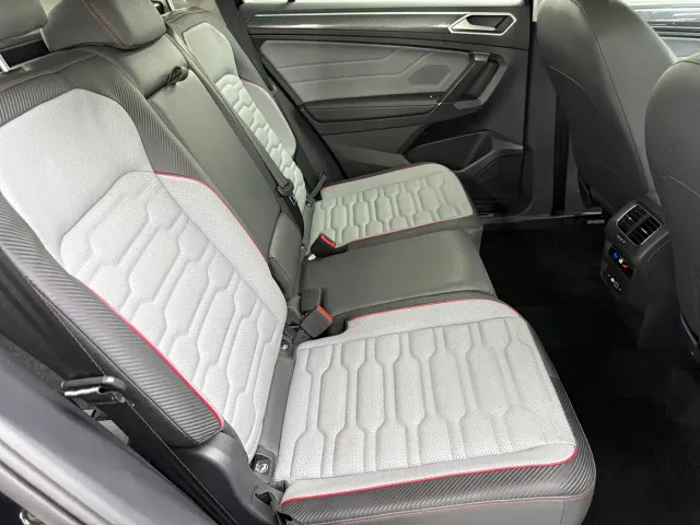 Volkswagen Tiguan L — Фото автомобиля 8