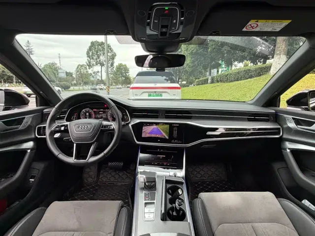 Audi A6L — Фото автомобиля 13