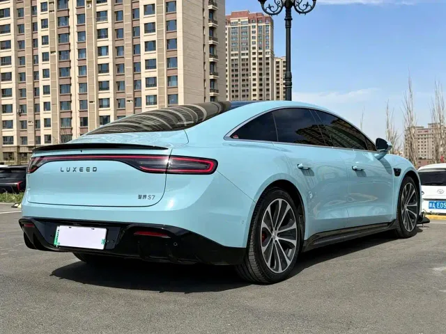 Luxeed S7 — Фото автомобиля 7