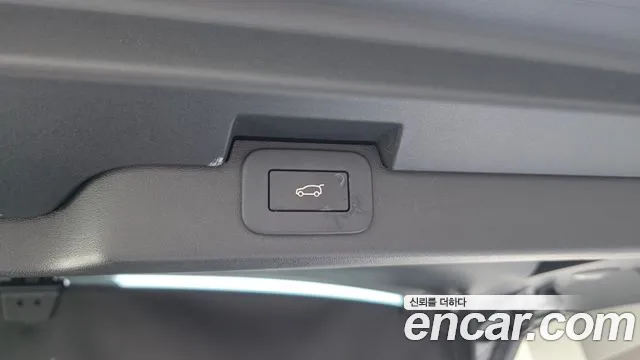 Land Rover Discovery — Фото автомобиля 20