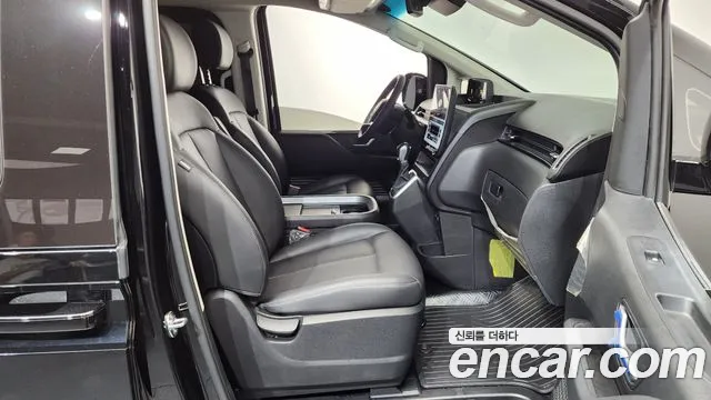 Hyundai Staria — Фото автомобиля 11
