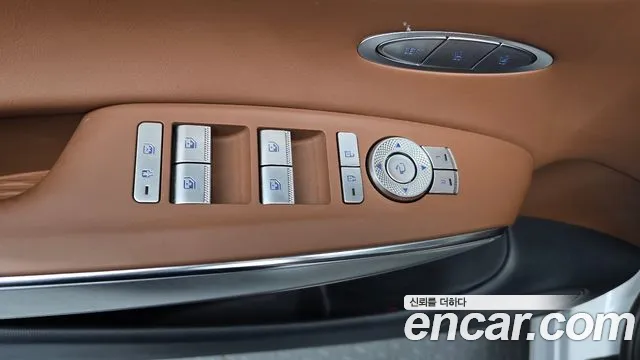 Genesis GV70 2.5T Бензин 2WD — Фото автомобиля 27