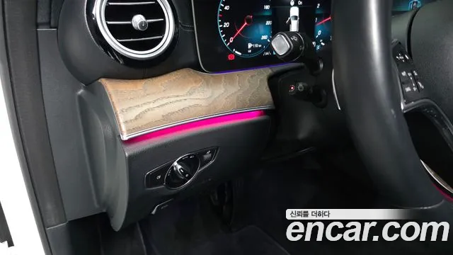 Mercedes-Benz E-Class W213 — Фото автомобиля 28