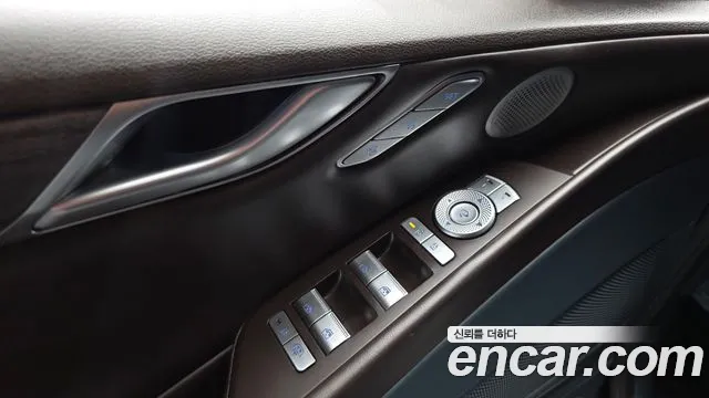 Genesis G80 Бензин 3.5 турбо AWD — Фото автомобиля 29