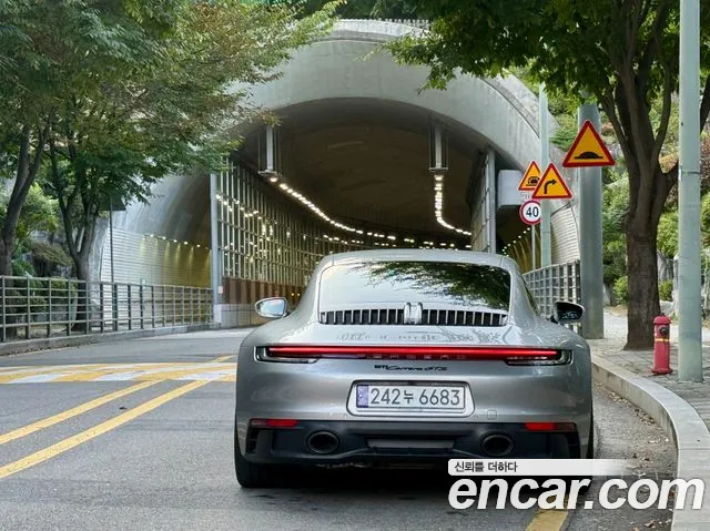 Porsche 911 — Фото автомобиля 5