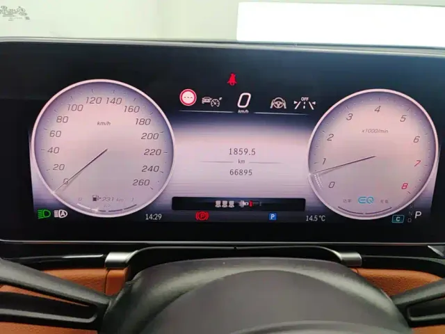 Mercedes-Benz S-Class — Фото автомобиля 14