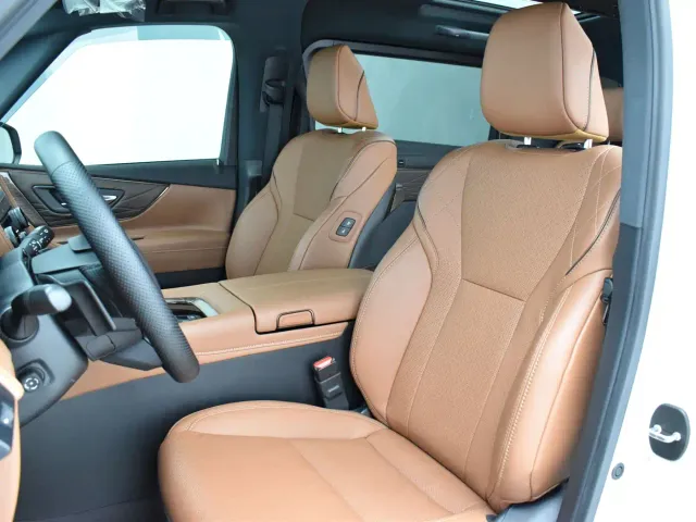 Toyota Alphard — Фото автомобиля 12
