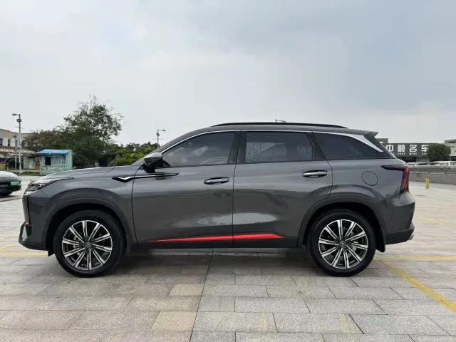 Changan CS75 Plus — Фото автомобиля 4