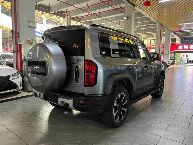 BYD FangChengBao Leopard 5 — Фото автомобиля 3