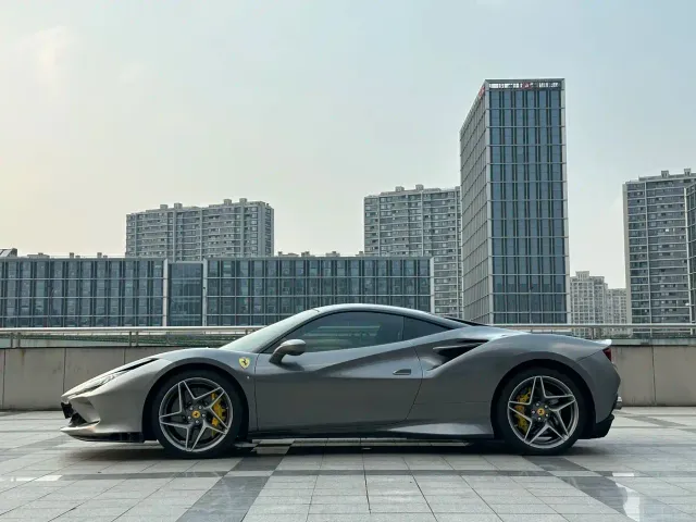 Ferrari F8 — Фото автомобиля 3