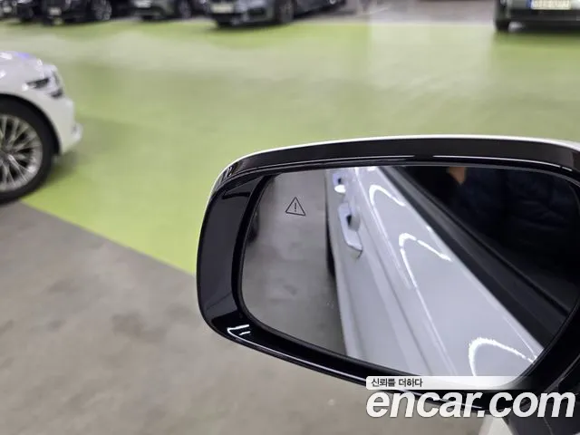 Kia Canival Carnival 4 поколение Бензин 9 мест Prestige — Фото автомобиля 7