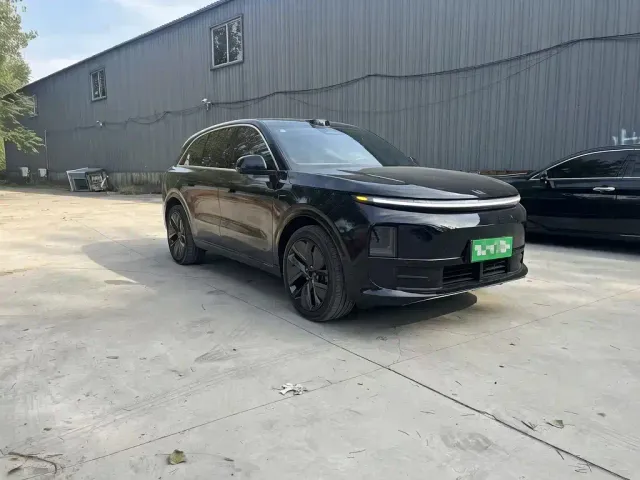 Li Auto L6 — Фото автомобиля 7