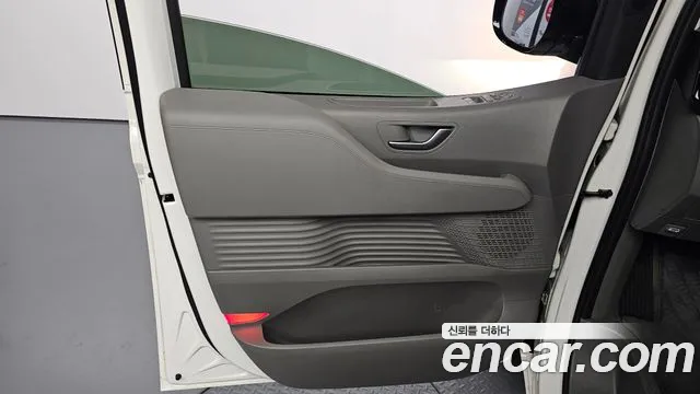 Hyundai Staria — Фото автомобиля 12