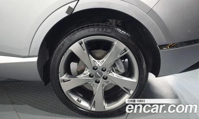 Genesis GV80 — Фото автомобиля 6