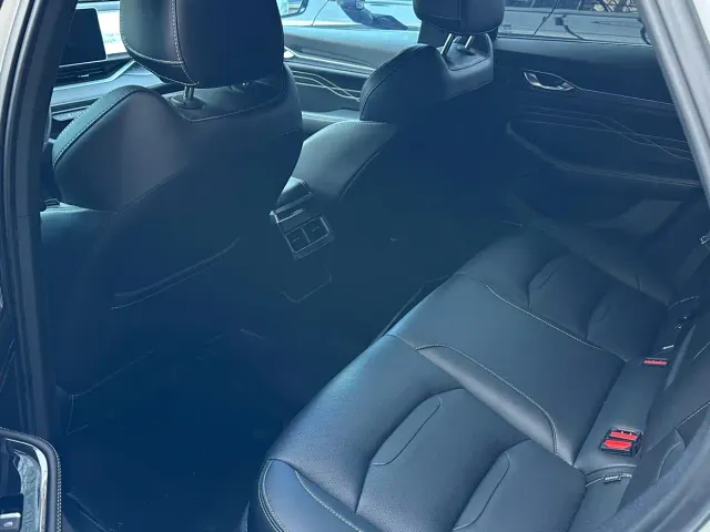 Geely Xingrui — Фото автомобиля 9