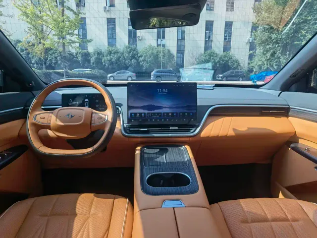 Dongfeng eπ 008 — Фото автомобиля 6