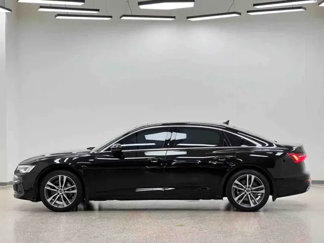 Audi A6L — Фото автомобиля 7
