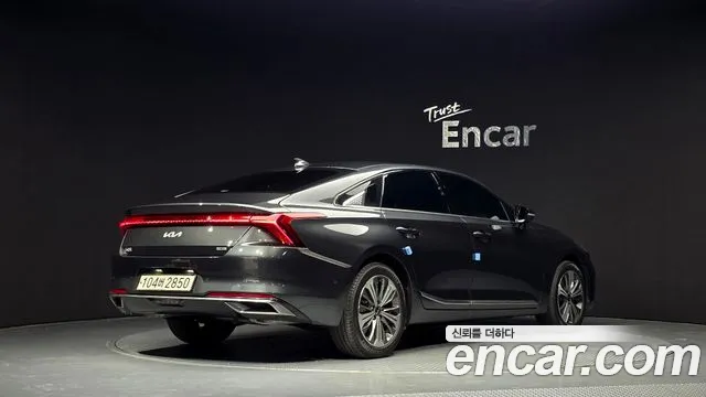 Kia K8 Hybrid — Фото автомобиля 2