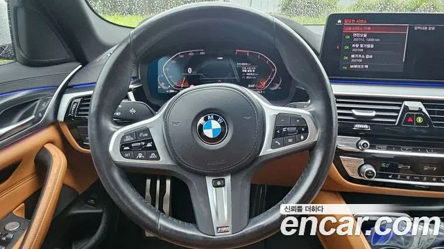 BMW 5-Series — Фото автомобиля 9