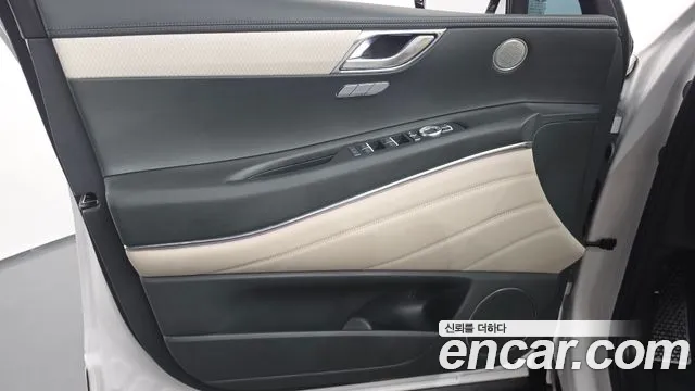 Genesis GV80 — Фото автомобиля 13