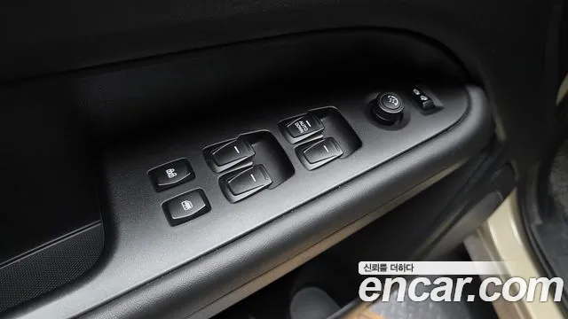 KG_Mobility_Ssangyong Rexton Новый Rexton Sport Дизель 2.2 4WD — Фото автомобиля 28