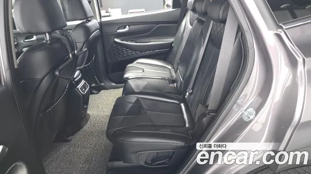 Hyundai Santafe — Фото автомобиля 12