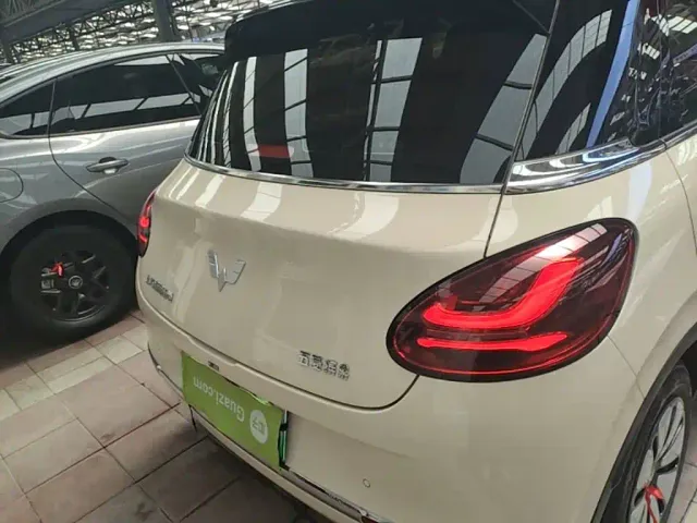 Wuling Bingo — Фото автомобиля 5