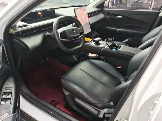 Changan Lamore — Фото автомобиля 9