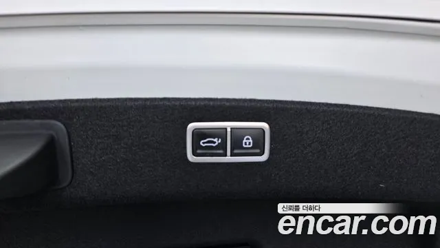 Genesis G80 Бензин 3.5 турбо AWD — Фото автомобиля 8