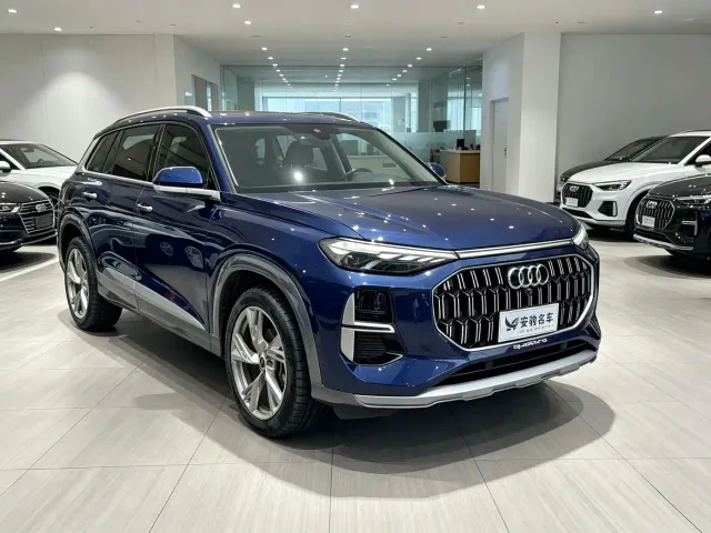 Audi Q6 — Фото автомобиля 2