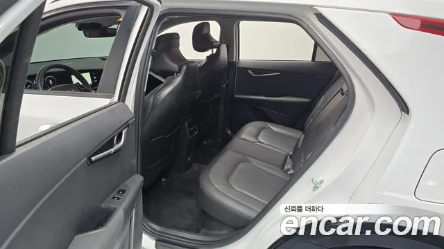 Kia Niro The All New — Фото автомобиля 17