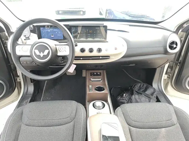 Wuling Bingo — Фото автомобиля 9