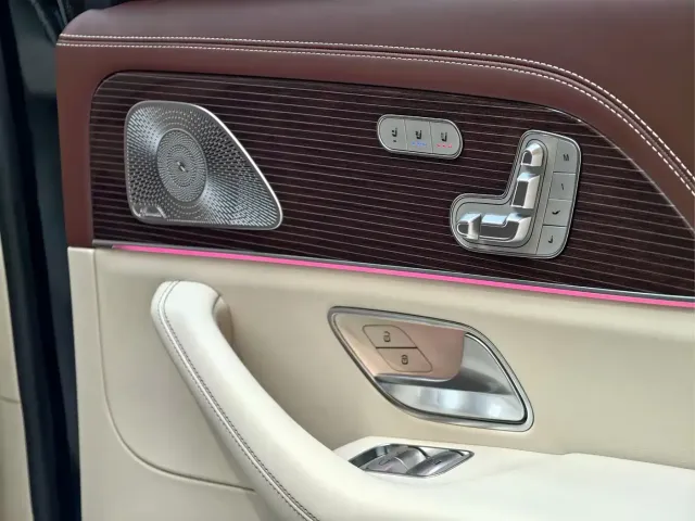 Mercedes-Benz Maybach GLS 2021 GLS 600 4MATIC Etiquette Edition — Фото автомобиля 11