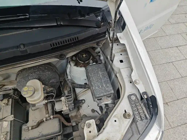 Ruichi New Energy EC75 — Фото автомобиля 21