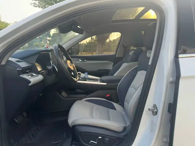 Geely Xingrui — Фото автомобиля 4