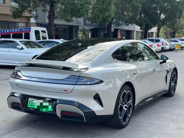 Xiaomi SU7 — Фото автомобиля 9