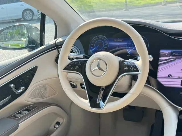 Mercedes-Benz EQS — Фото автомобиля 10