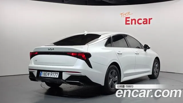 Kia K5 Новый K5 3 поколение 2.0 LPi(Для проката) — Фото автомобиля 2