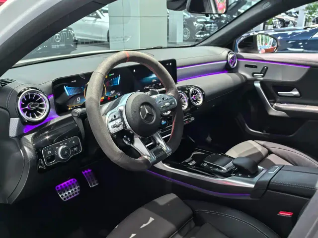 Mercedes-Benz A-Class AMG — Фото автомобиля 6