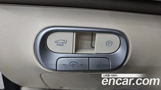 Genesis GV60 — Фото автомобиля 12